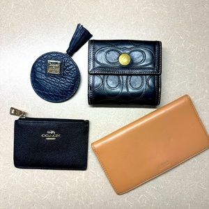 Bundle set : Coach wallet, card card key holder, check book cover & DB mirror